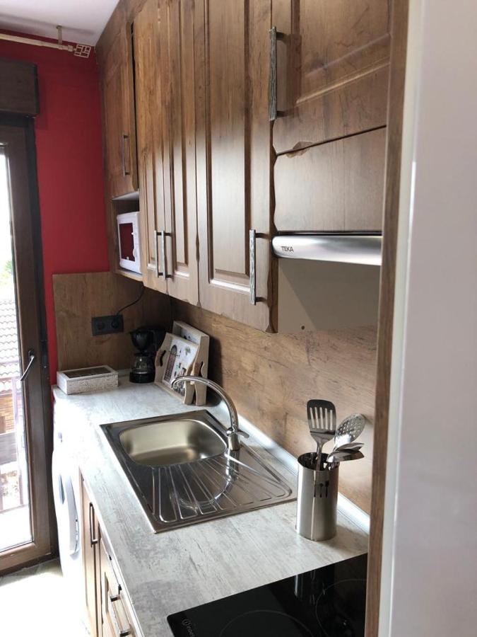 Apartamentos Deluxe Con Jacuzzi O Chimenea Love For Two Collado Mediano Ngoại thất bức ảnh